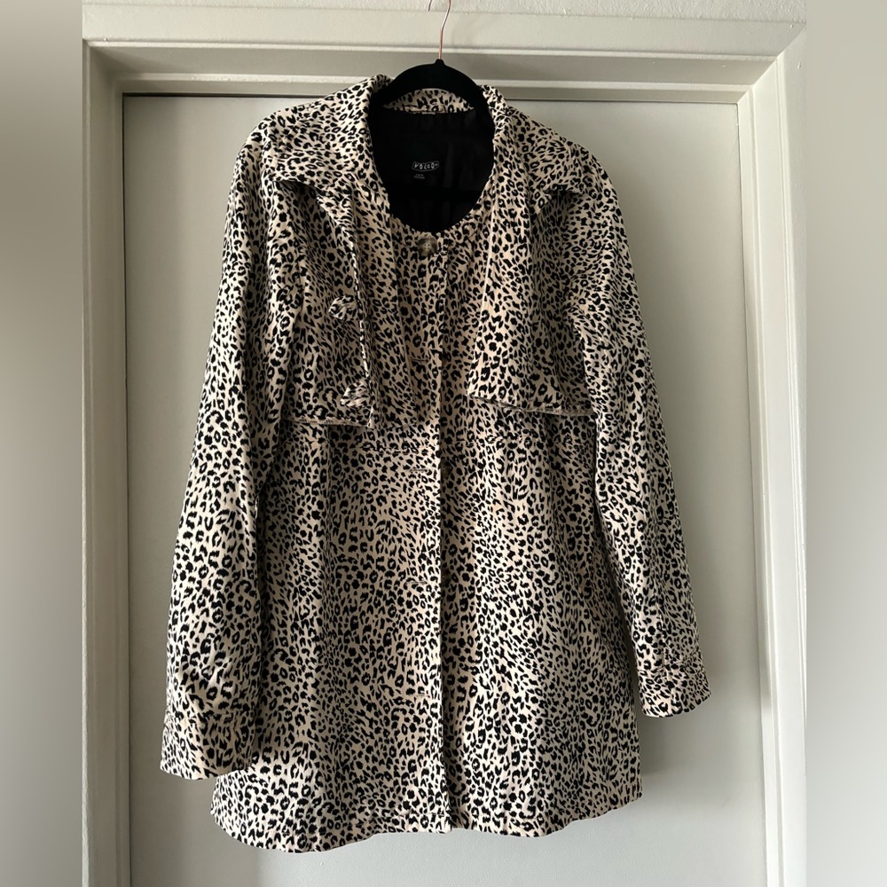 Volcom leopard print coat